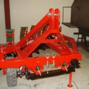 Cómo enganchar un apero agrícola al tractor