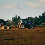 Cómo elegir el enganche de tractor adecuado