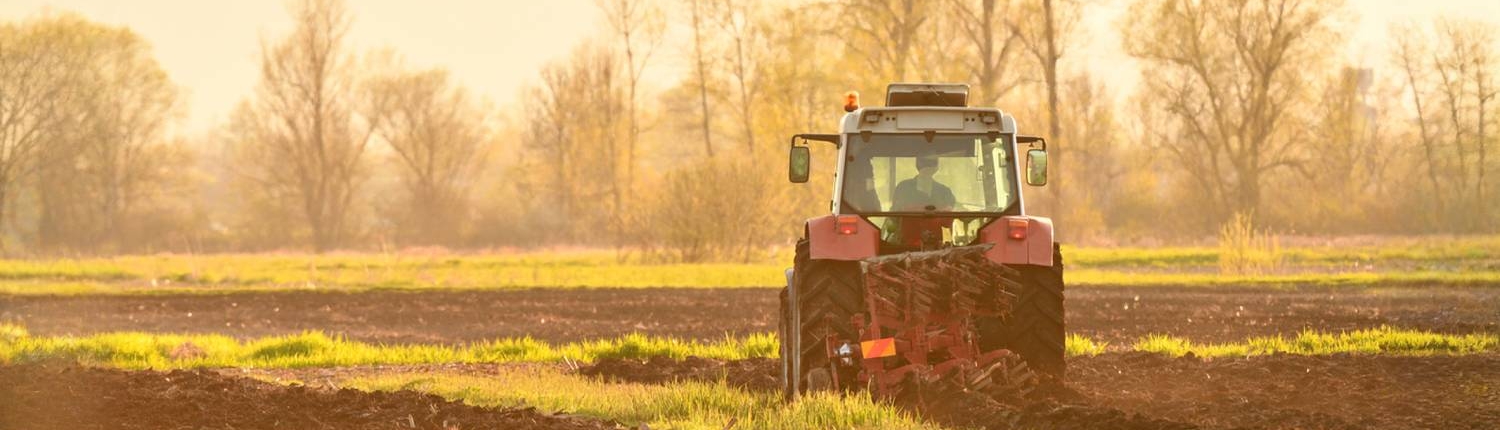 maquinaria-agricola-monreal-del-campo